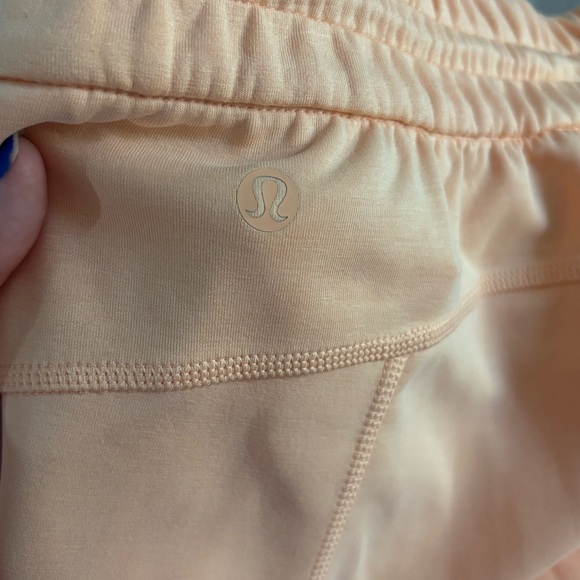 Lululemon Softstreme High-Rise Pants Womens Size 6 New With Tag Peach Bellini - Picture 10 of 10